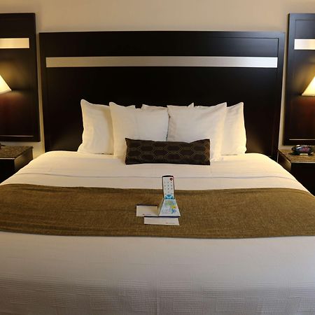 Best Western Parsons Inn מראה חיצוני תמונה