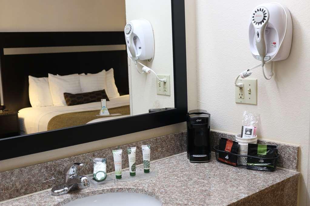Best Western Parsons Inn מראה חיצוני תמונה