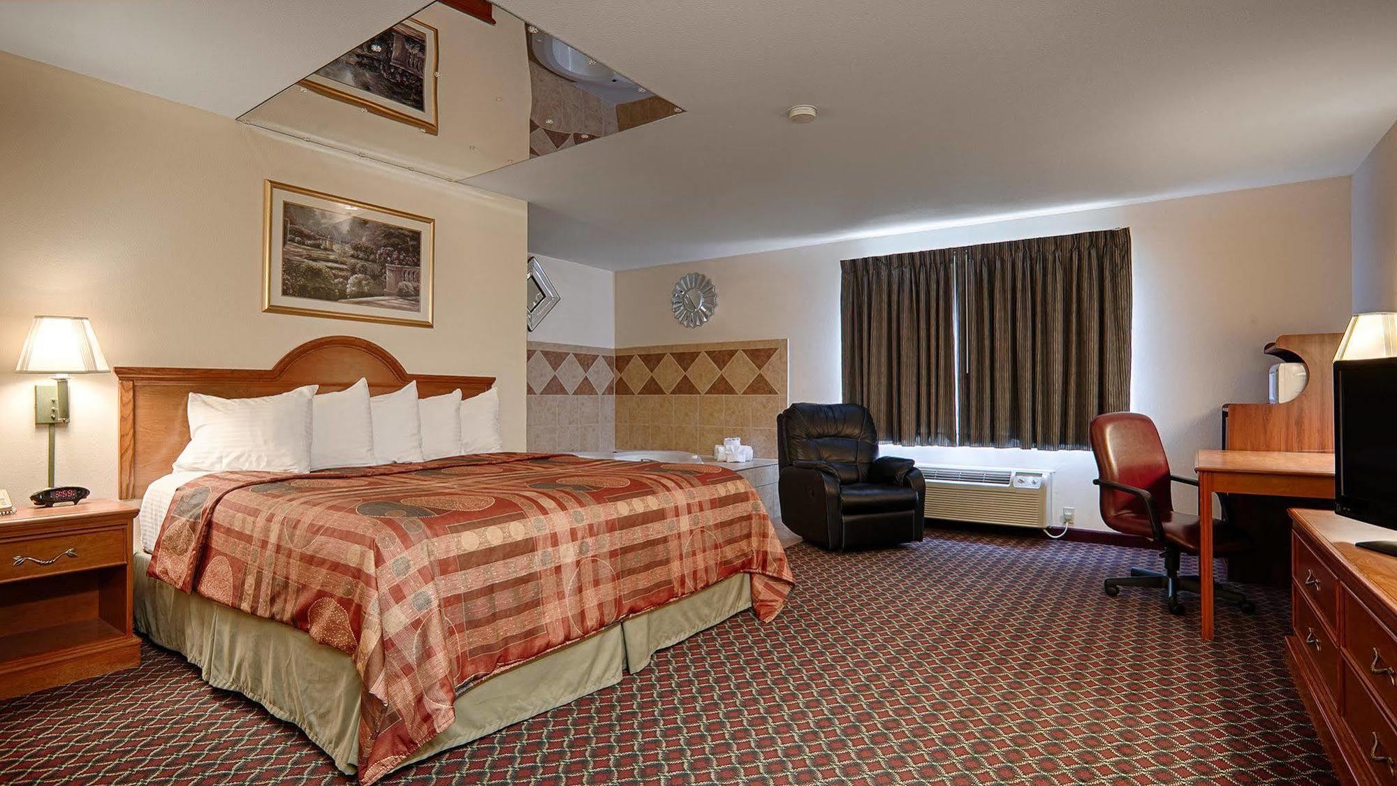 Best Western Parsons Inn מראה חיצוני תמונה