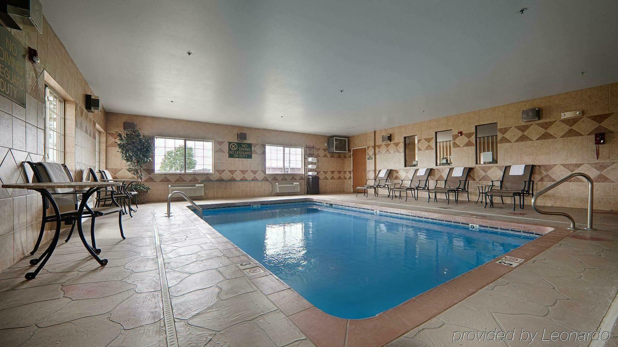 Best Western Parsons Inn מראה חיצוני תמונה